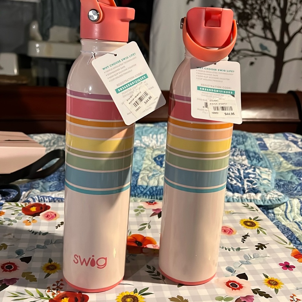 SWIG (2) 26 OZ each TUMBLER’S